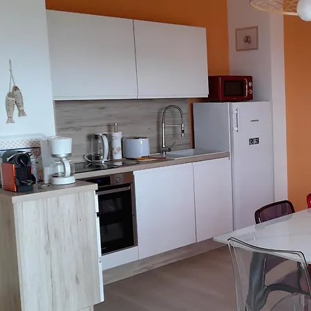 Grand Standing Front De 90 M2 *